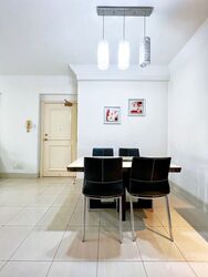 Parkview Apartments (D23), Apartment #358619201